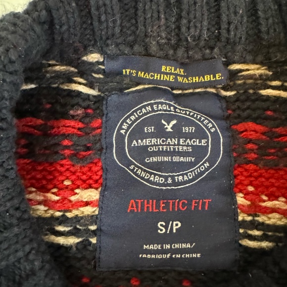 American Eagle Crewneck Knit Sweater Men's Small - Picture 2 of 4